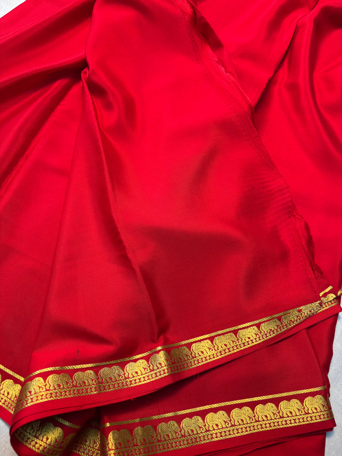 Pure Mysore Silk saree with Small Elephant Border -Red