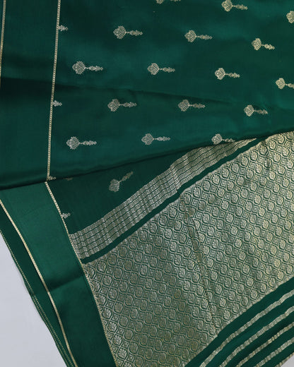 Bottle green gap boder wlth butta pure mysore silk
